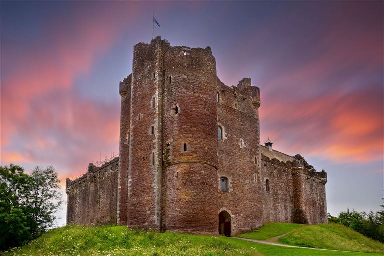 Schottland auf den Spuren von Jamie und Claire ©Nataliya Hora /adobestock